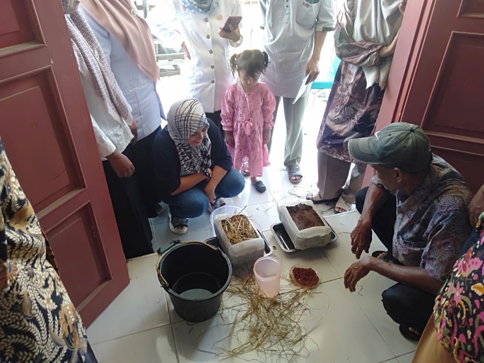 UJI KELEMBABAN TANAH DAN UJI KEHILANGAN PUPUK