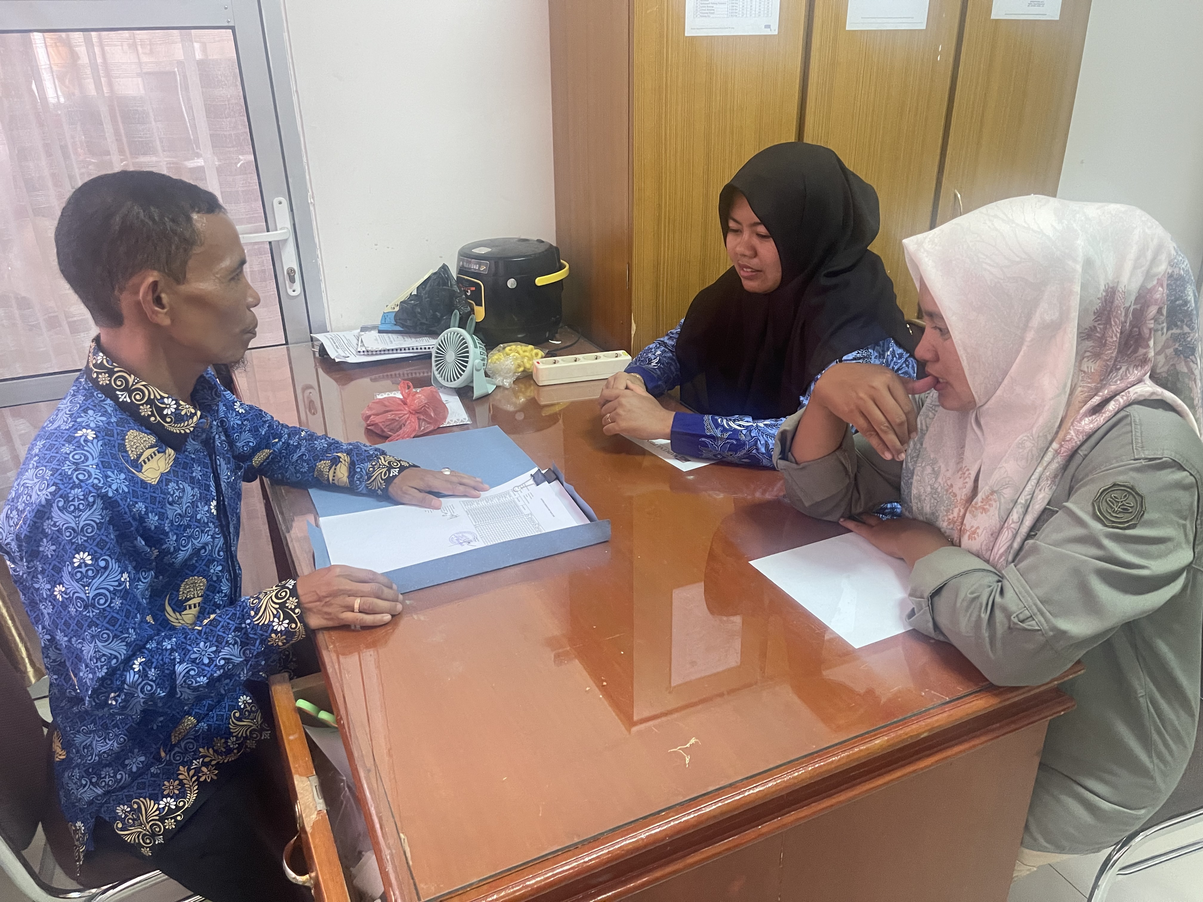 Perjalanan Dinas Dalam Rangka Menyerahkan Laporan Manual Vaksinasi PMK Puskeswan  Sutera 