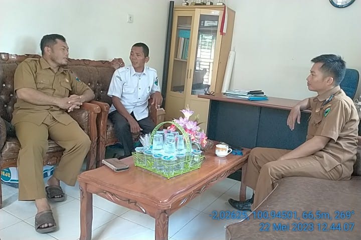 PPL KUNJUNGI WALI NAGARI TANAH BAKALI DAN KETUA GAPOKTAN PONDOK INDAH GEMILANG INDERAPURA.