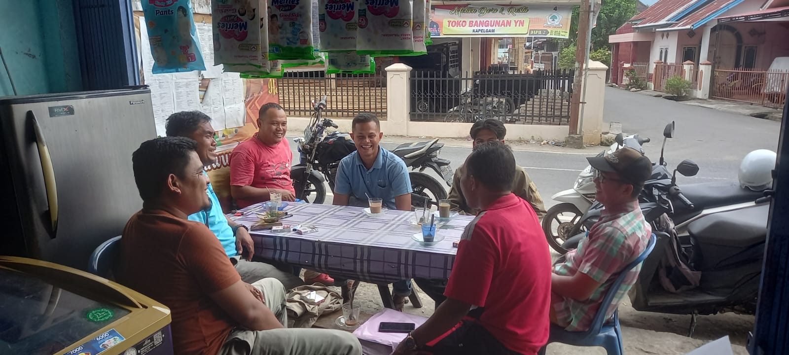 Diskusi Bersama Kelompok Tani Sikuai  Nagari Kapelgam 