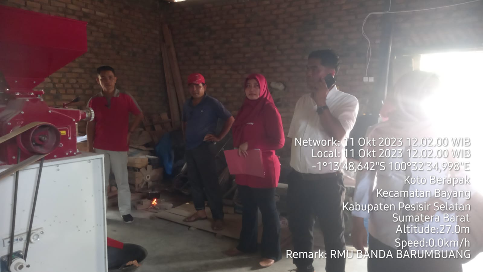 Program Revitalisasi Penggilingan Padi Kecil  di kelompok Tani Banda Barumbuang Kec.  Bayang