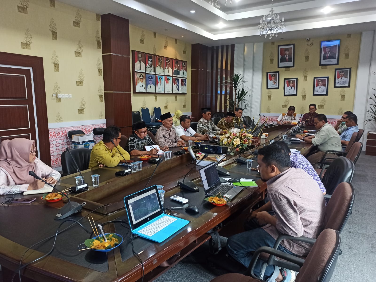 Rapat Koordinasi Terkait dengan Penyelesaian Konflik antara Masyarakat dan PT. Sukses Jaya Wood 