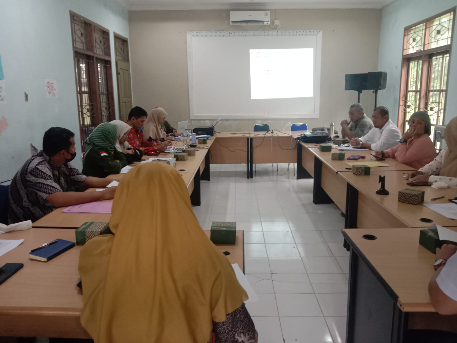 Rapat Koordinasi Penafsiran Izin Lingkungan PT. Lopon Jaya Industri