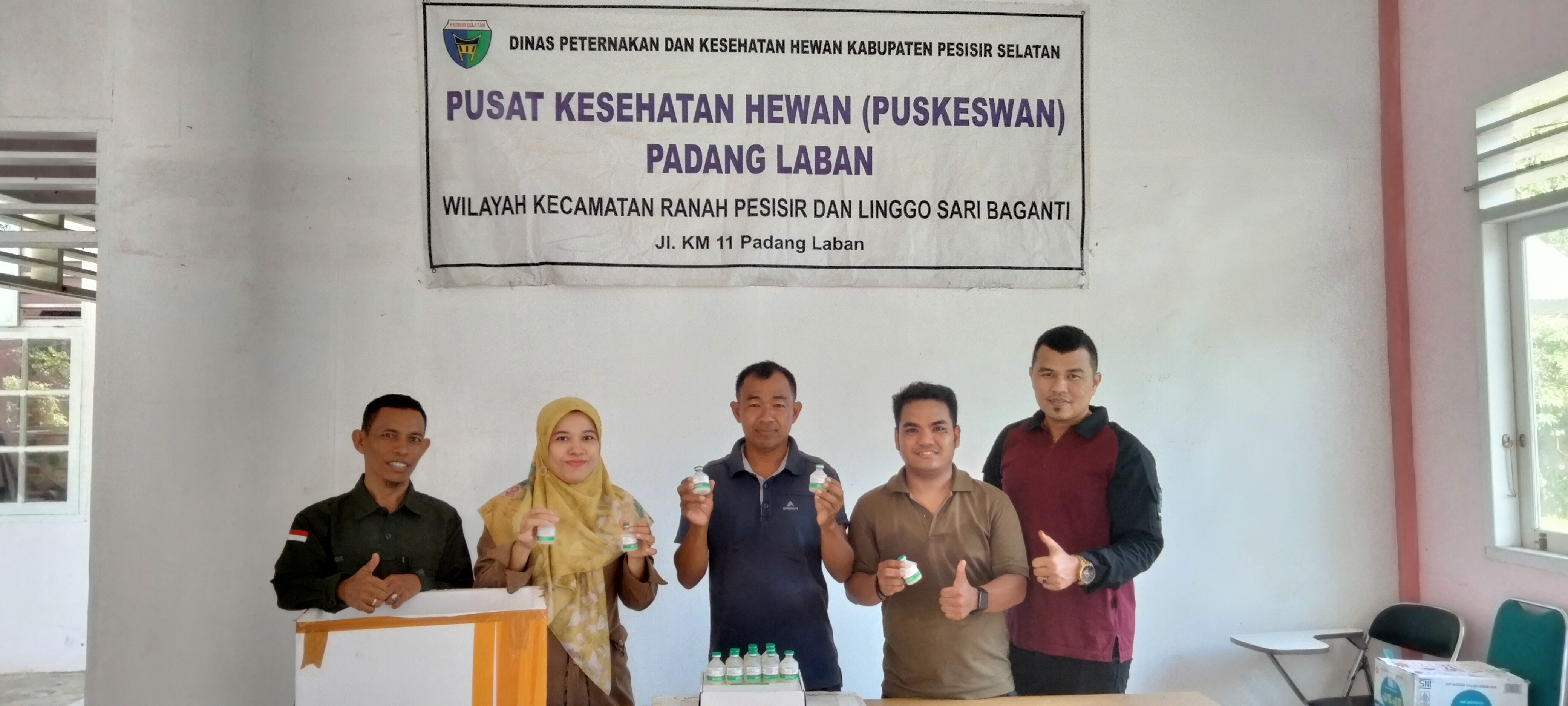 Distribusi Vaksin PMK ke Puskeswan Padang Laban 