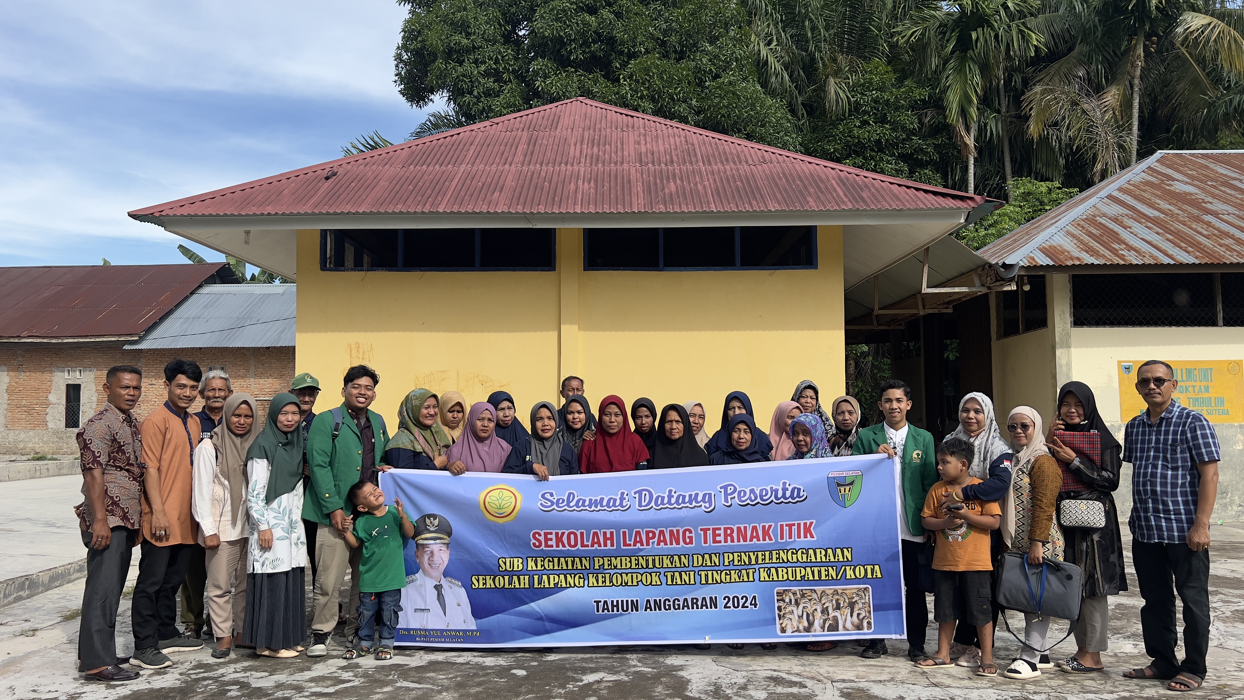 Kegiatan sekolah lapangan dikelompok ternak 