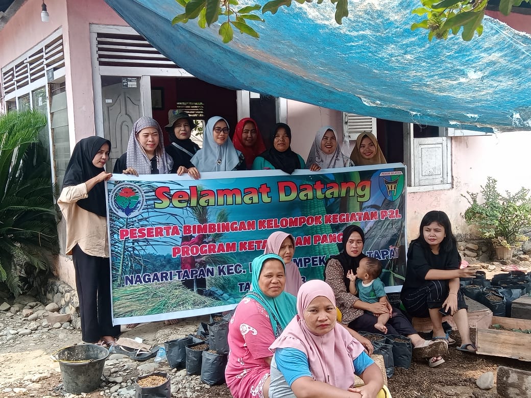 Pembinaan dan bimbingan KWT Putri Salju Nagari Tapan