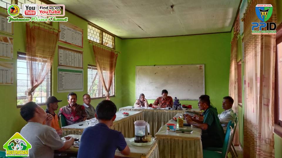 DYNA TAURINA, KUNJUNGI POKTAN DI CALAU BAHAS TENTANG PROFIL KELOMPOK TANI