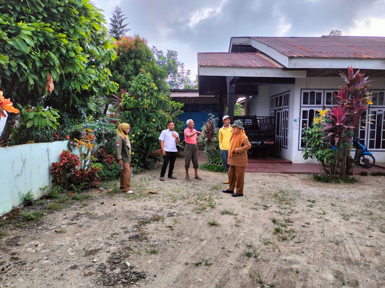 CPCL BANTUAN ALSIN PASCA PANEN COMBINE HARVESTER DI KECAMATAN IV JURAI