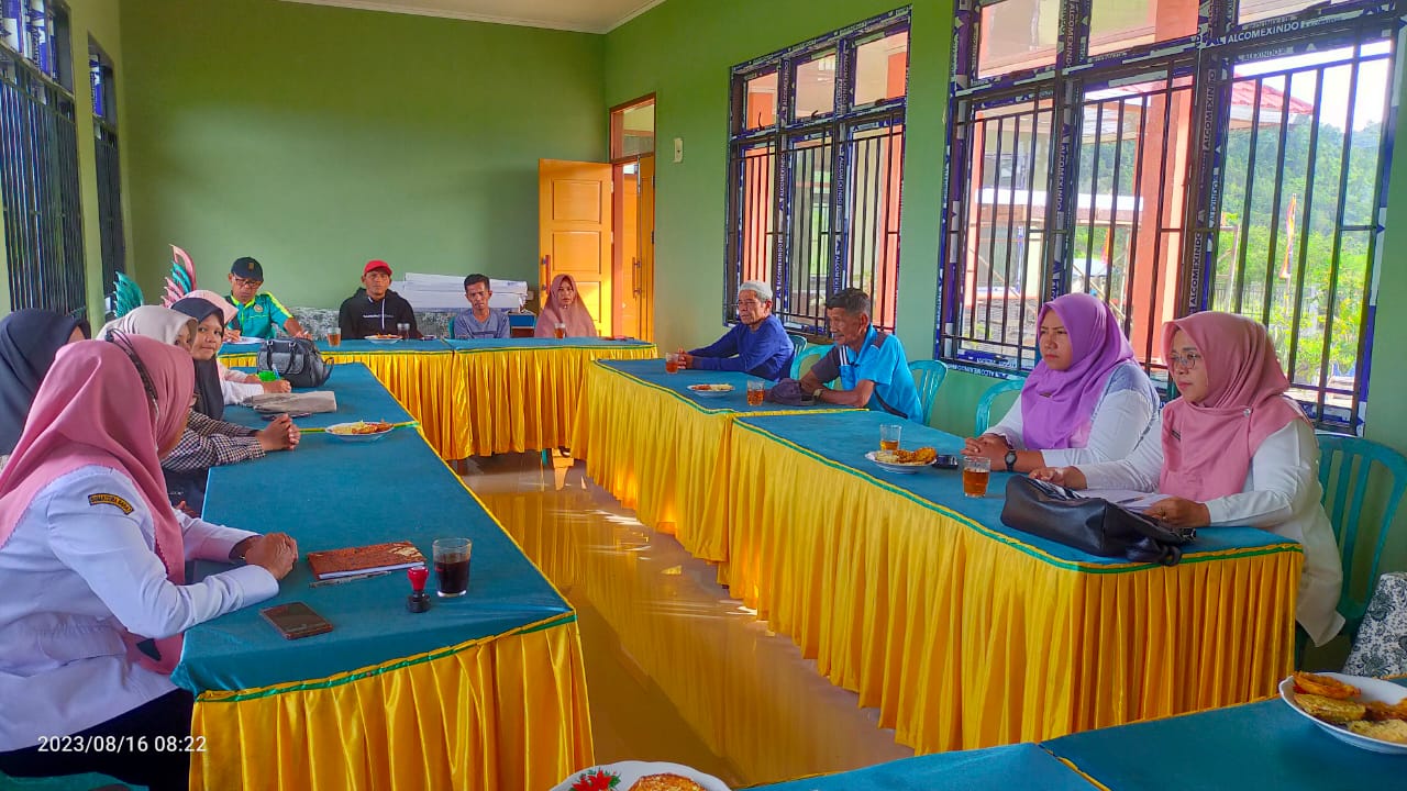 BIDANG PETERNAKAN MELAKUKAN CP/CL KELOMPOK PENERIMA BANTUAN UNGGAS TH.2023 DI KECAMATAN IV JURAI