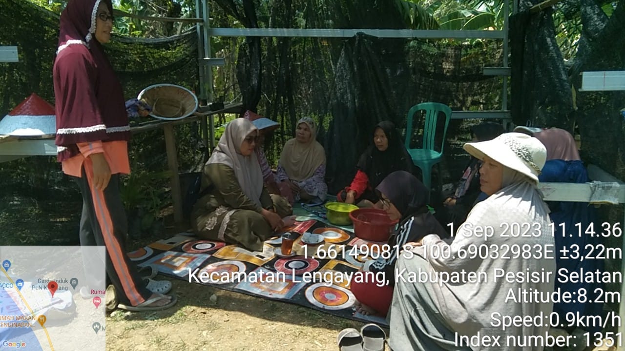 Pertemuan KWT Cahaya Gurami Kampung Pasar Gompong Kambang Barat
