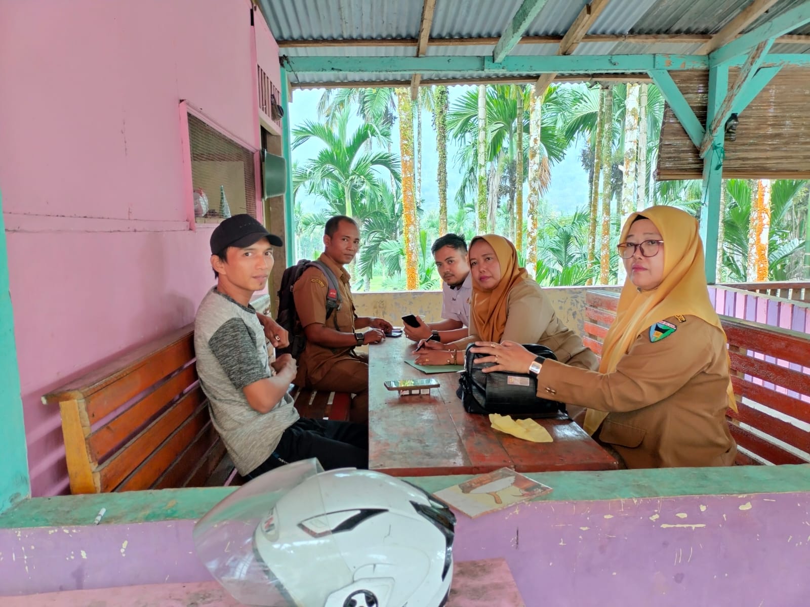 MONEV COMBINE HARVESTER BESAR DI KLP KUB GEMPITA NAGARI BARUNG BALANTAI KEC KOTO XI TARUSAN