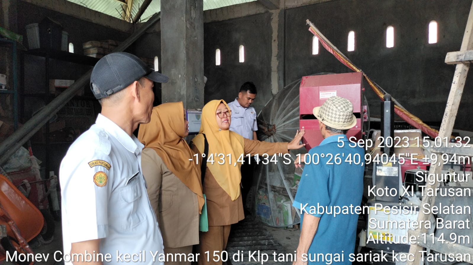 MONEV COMBINE HARVESTER KECIL DI KELOMPOK TANI SUNGAI SARIAK