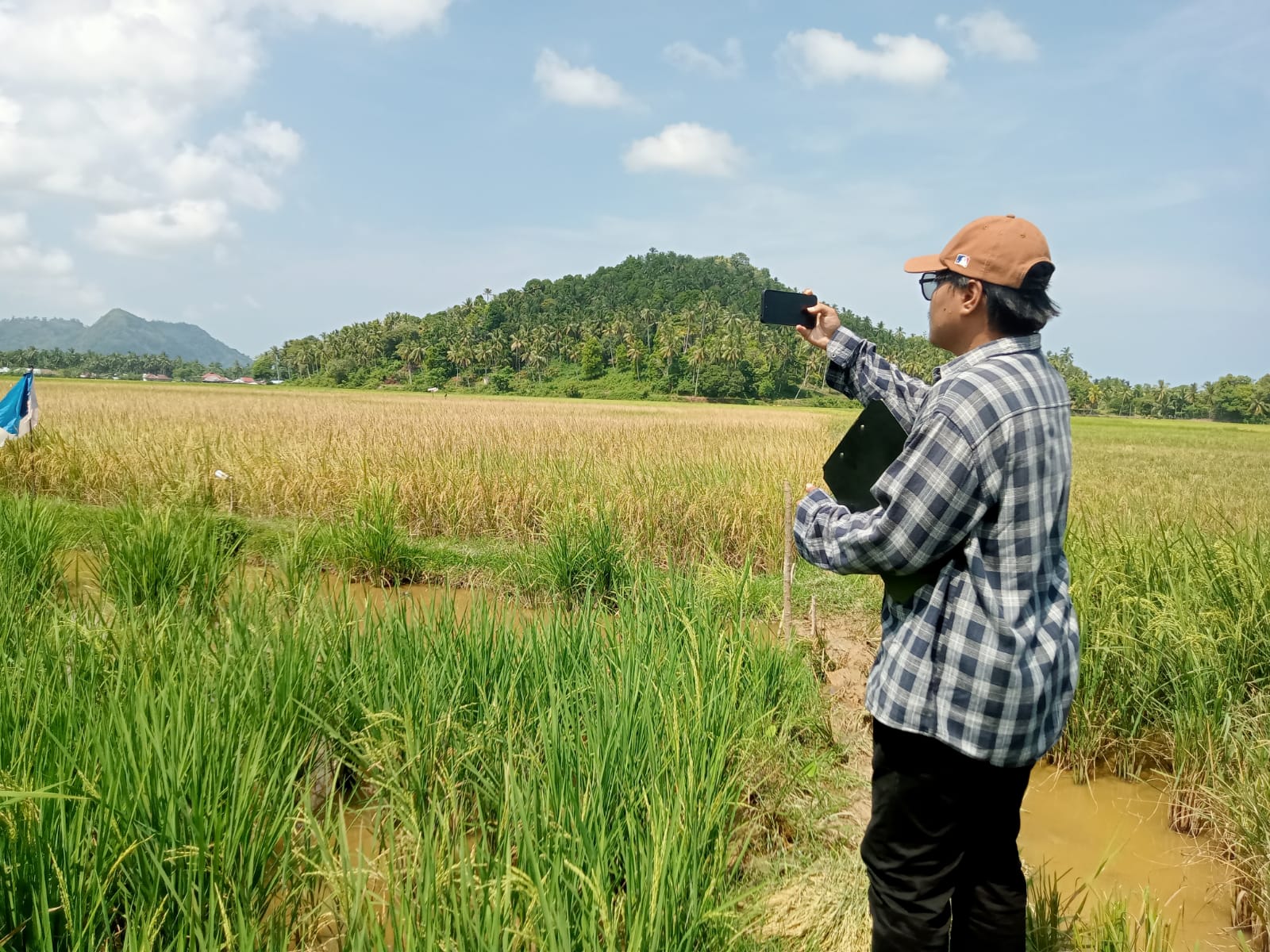 Survei klaim AUTP pada Kelompok Tani Pincuran Anyuik di Kecamatan Sutera