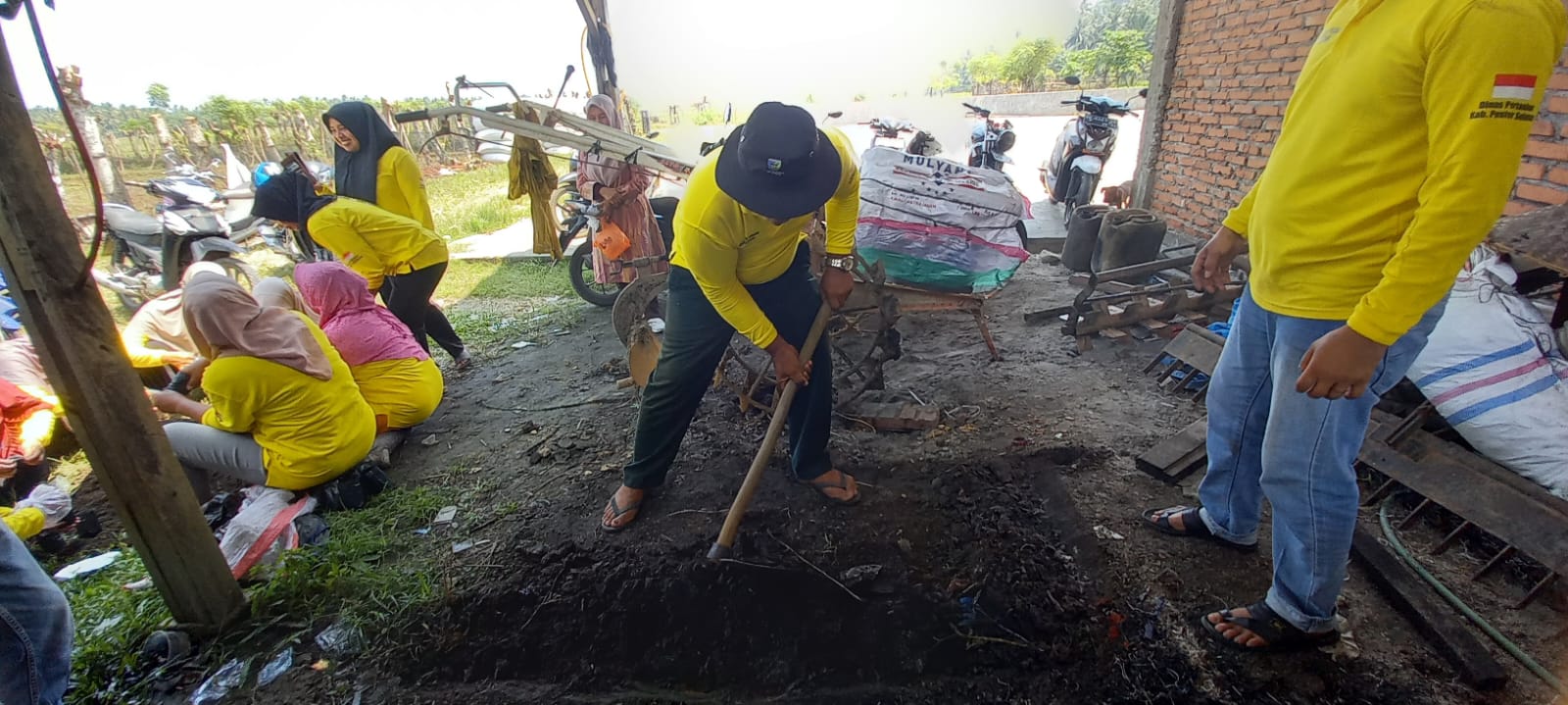 TPH-PERTEMUAN KE 3 SL PHT PADI DI KELTAN AIR TAMBANG SAIYO KECAMATAN RANAH PESISIR