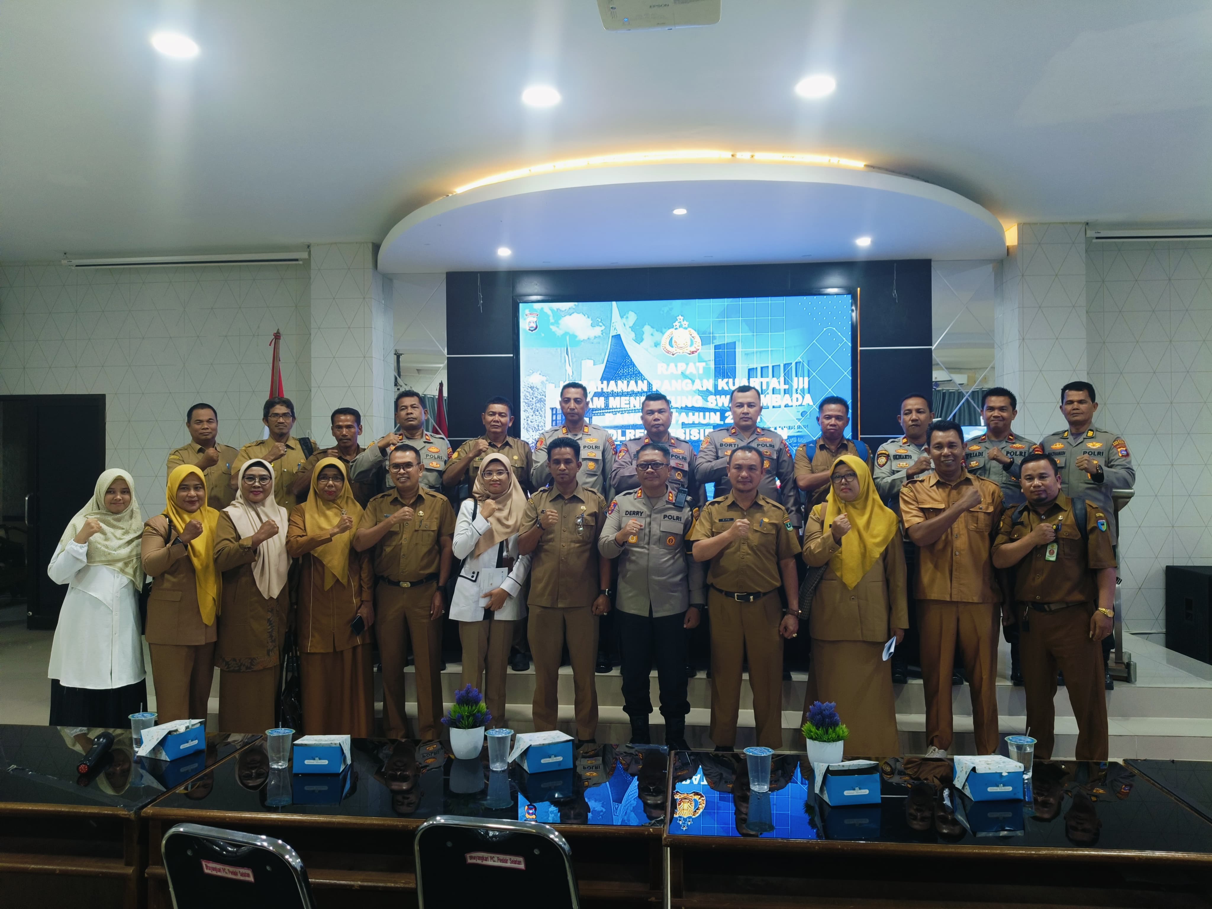 Rapat Ketahanan Pangan kuartal III dalam mendukung Swasembada Pangan 2025 di Polres Pessel.