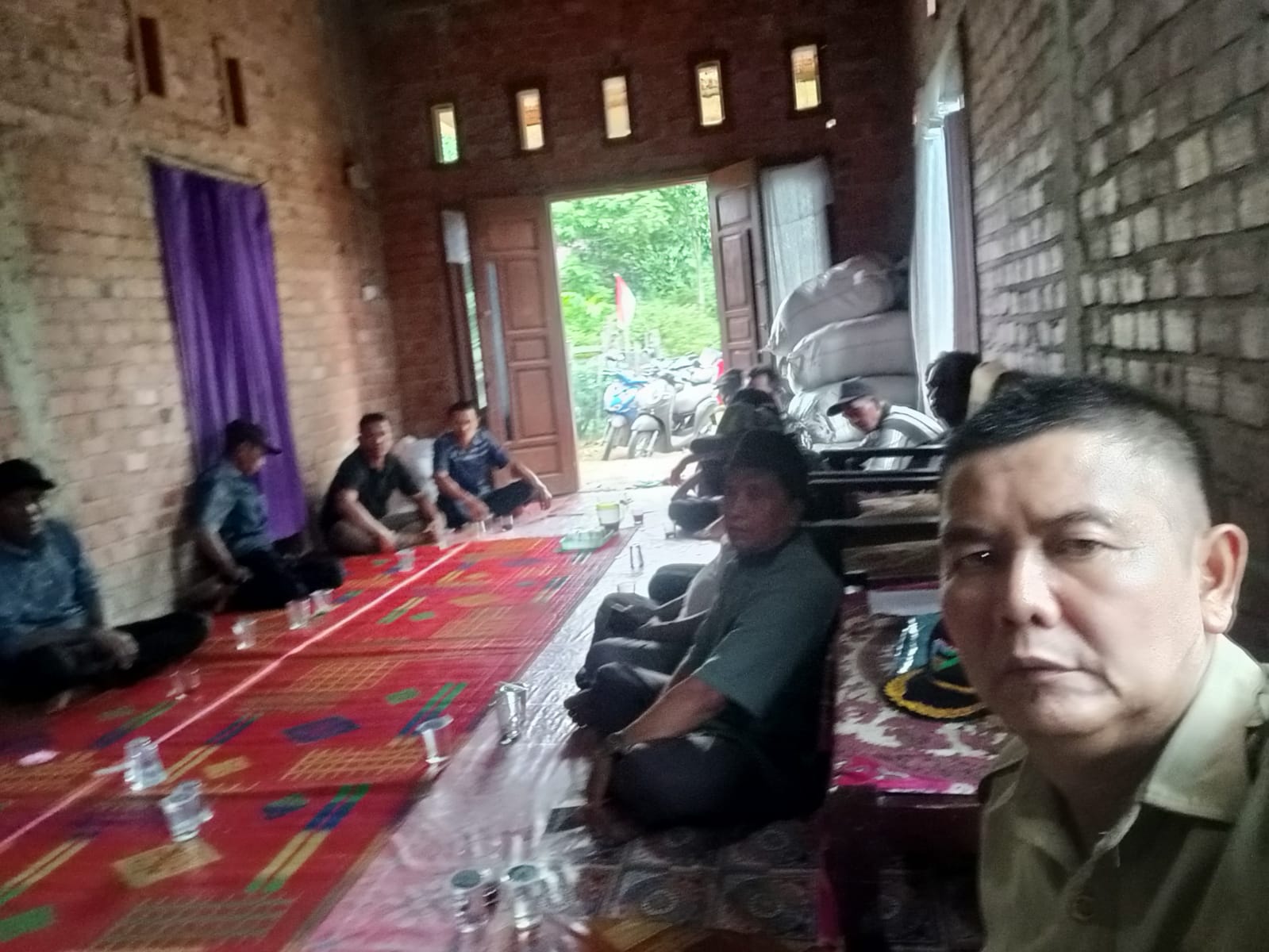 MENUMBUHKEMBANGKAN  KELOMPOK  DALAM RANGKA EFEKTIFITAS  PENDAMPINGAN POKTAN DI WKPP (WILAYAH KERJA P