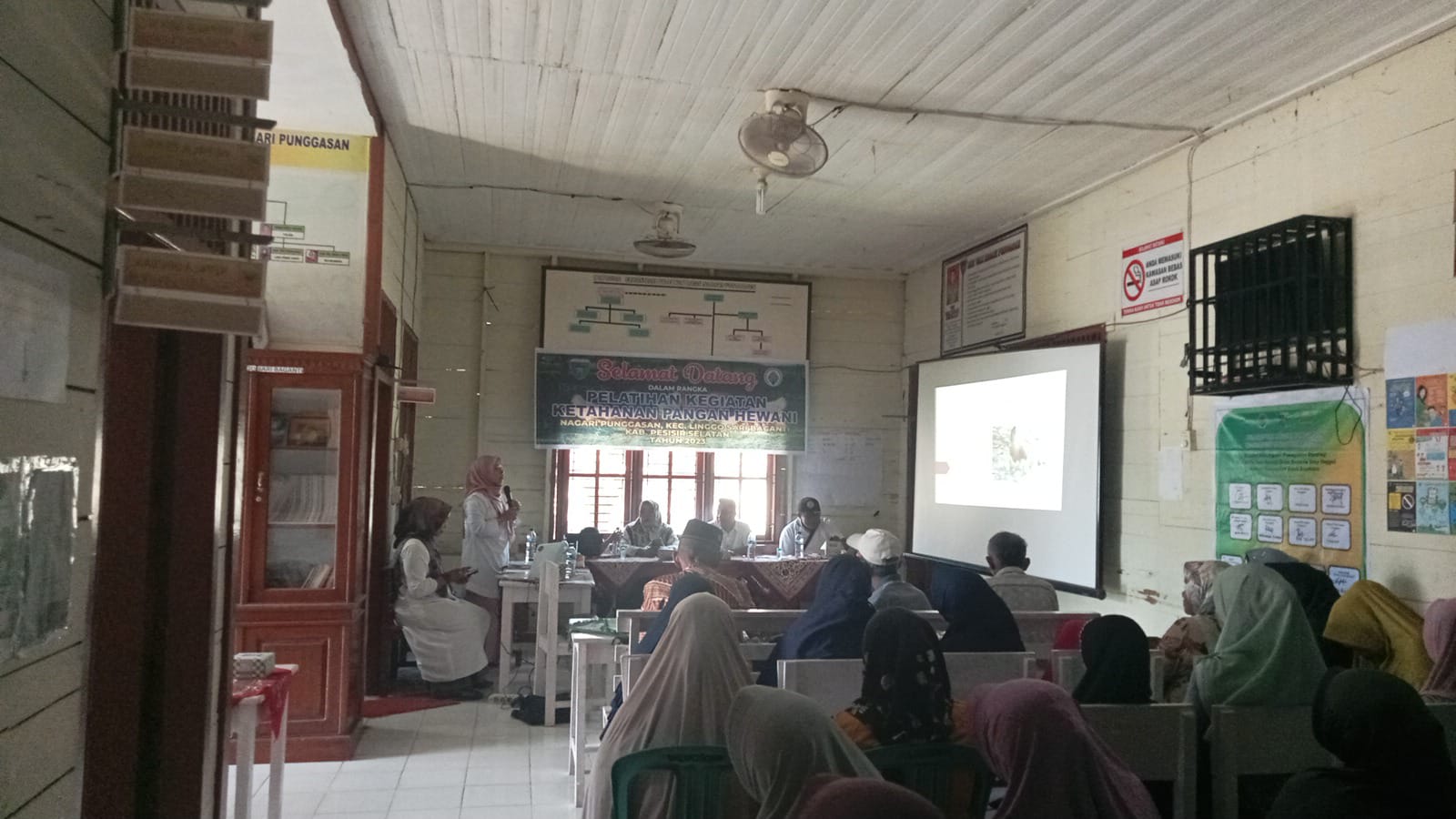 Pelatihan Kegiatan Ketahanan Pangan di Nagari Punggasan