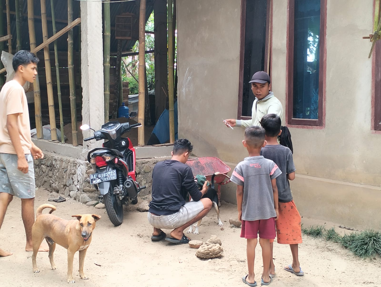 Vaksinasi Rabies di Nagari Nyiur Melambai Kecamatan Ranah Pesisir